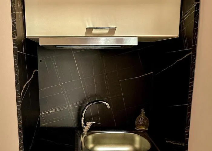 Midtown Cozy Apartman